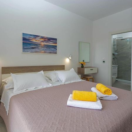 Apartments Tatjana Dominis Đảo Hvar Ngoại thất bức ảnh