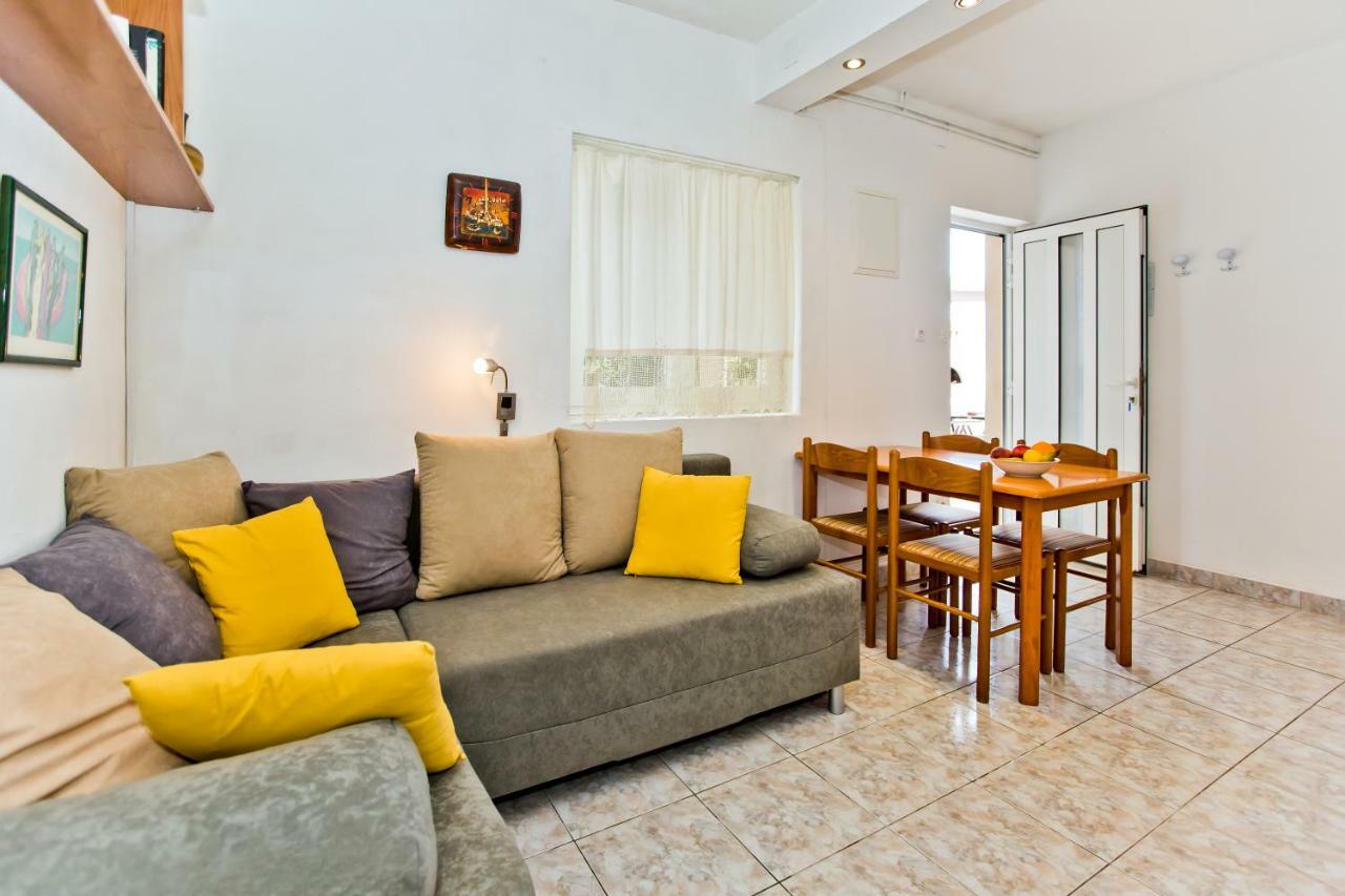 Apartments Tatjana Dominis Đảo Hvar Ngoại thất bức ảnh