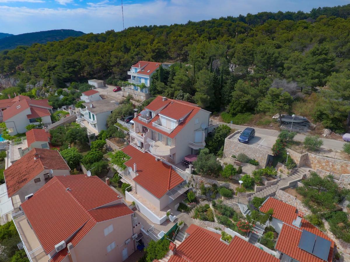 Apartments Tatjana Dominis Đảo Hvar Ngoại thất bức ảnh