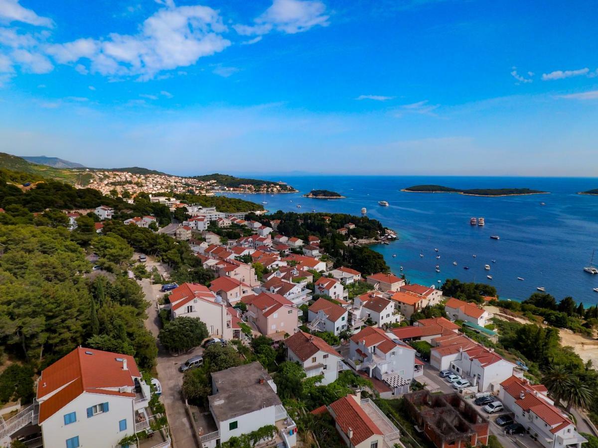 Apartments Tatjana Dominis Đảo Hvar Ngoại thất bức ảnh