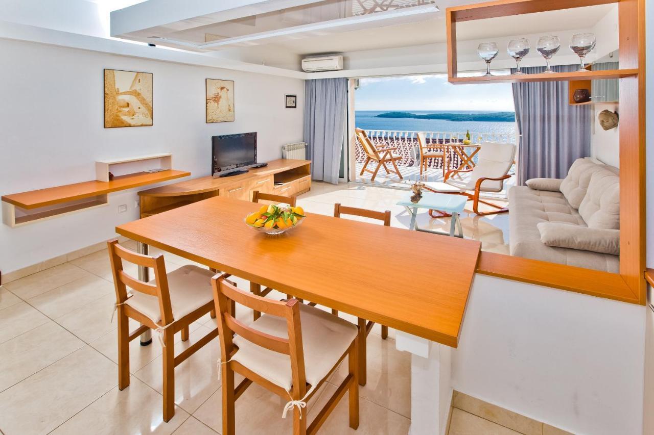 Apartments Tatjana Dominis Đảo Hvar Ngoại thất bức ảnh